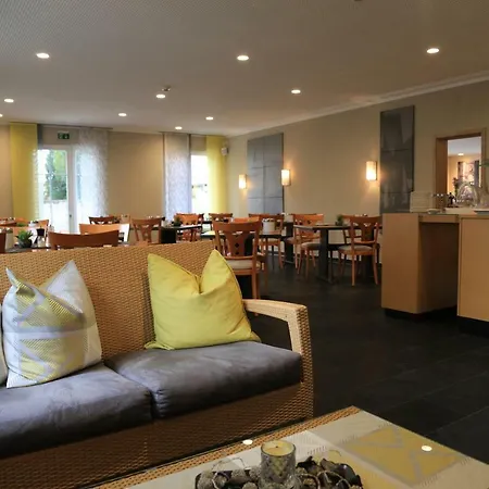 Ξενοδοχείο Lowe Lehrberg